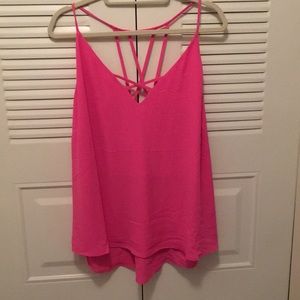Criss cross tank